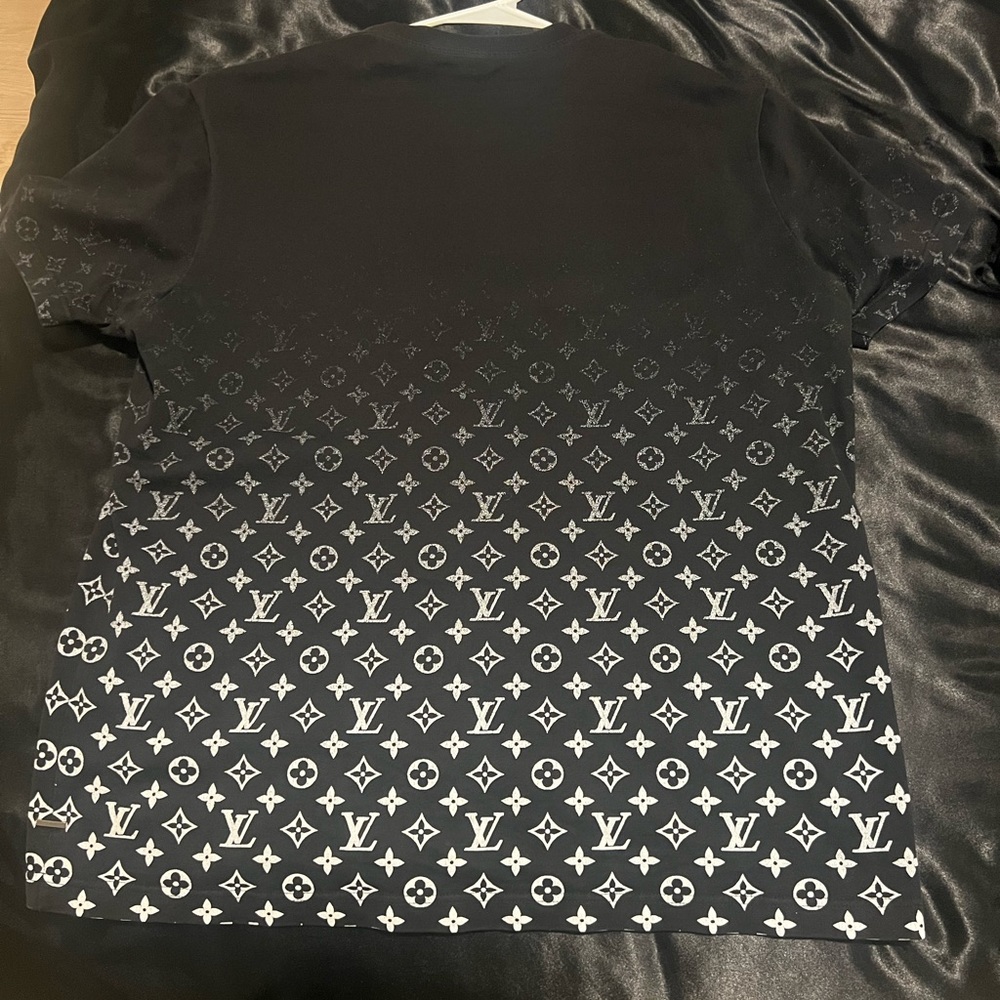 Louis Vuitton Tee shirt Limited